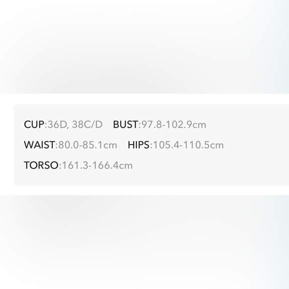 Gold Contrast-Stitching Scalloped Halter One Piece Swimsuit - Picture 14 of 15